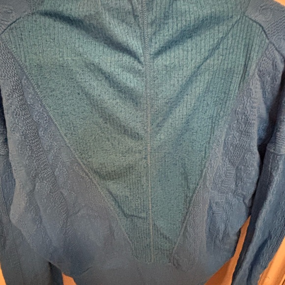 FREE PEOPLE MOVEMENT Cable Cinch Hoodie Royal Blue Medium - Picture 7 of 10